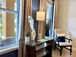 Luxury 5d Spa Gm Pool Hm Solterra Resort-5165ac 5 Bedroom Home by RedA