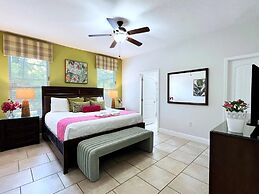 Luxury 5d Spa Gm Pool Hm Solterra Resort-5165ac 5 Bedroom Home by RedA