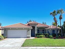 Lovely Lakeside 4-bed Pool Home At Villa Sol-3125 4 Bedroom Home by Re