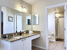 Lovely Lakeside 4-bed Pool Home At Villa Sol-3125 4 Bedroom Home by Re