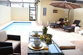 Gorgeous 4bd Th Pool Windsor At Westside-2018ww 4 Bedroom Home by RedA