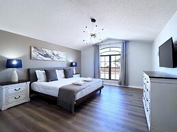 Beautifuly 5bd Pool Gm Hm, Legacy Park-409cr 5 Bedroom Home by RedAwni