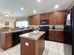 Cozy 4 Bed 3 Bath Pool Hm With Game Room-4450np 4 Bedroom Home by RedA