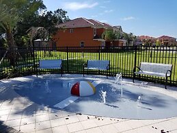 Cozy 4 Bed 3 Bath Pool Hm With Game Room-4450np 4 Bedroom Home by RedA