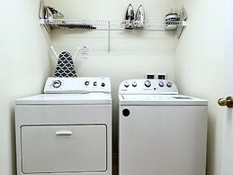 Cozy 4 Bed 3 Bath Pool Hm With Game Room-4450np 4 Bedroom Home by RedA