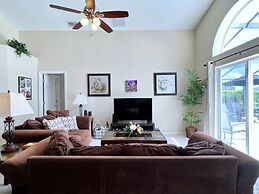 Cozy 3 Br 2 Bath Villa With Splash Pool-335kd 3 Bedroom Home by RedAwn