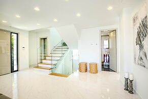 White Pearl Premium Villa Corfu