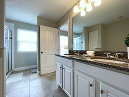 Gorgeous 5bd Pool Spa Gm Solterra Resort-5262ww 5 Bedroom Home by RedA