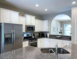 Gorgeous 5bd Pool Spa Gm Solterra Resort-5262ww 5 Bedroom Home by RedA