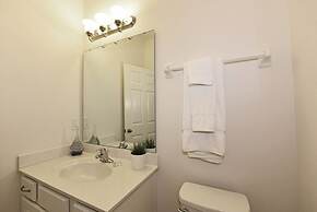 Lovely 6bd Pool Gm Hm Watersong Resort-416oc 6 Bedroom Home by RedAwni