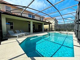 Beautiful 6 Bd Pool Spa Gm Solterra Resort-4396ac 6 Bedroom Home by Re
