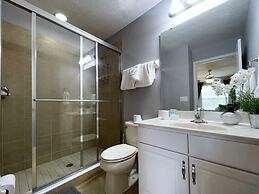 Beautiful 6 Bd Pool Spa Gm Solterra Resort-4396ac 6 Bedroom Home by Re