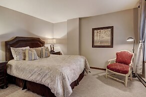 Remodeled 2br Condo, Private Balcony With Beaver Creek Mountain View, 