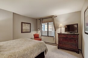 Remodeled 2br Condo, Private Balcony With Beaver Creek Mountain View, 