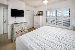 Emerald Twrs West 4004 By Brooks And Shorey Resorts 1 Bedroom Condo by