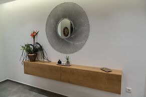 Villa Karydia with private pool