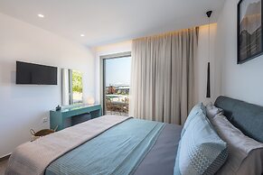 Villa Karydia with private pool