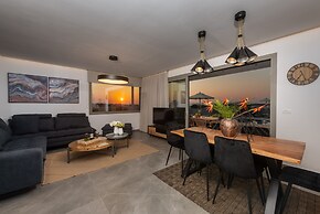 Villa Karydia with private pool