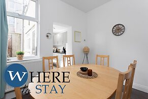 Elegant 4bed House-free Parking