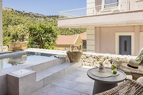 Assos Chromata Villas