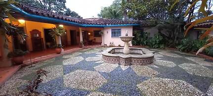 Hotel Cigarrales de Santa Teresa