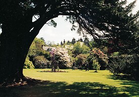 Charming Yurt in Kelburn Estate Near Largs