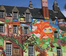 Charming Yurt in Kelburn Estate Near Largs