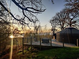 Stunning Premium Yurt in Kelburn Estate Near Largs