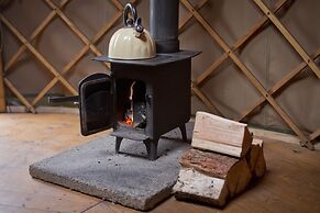 Stunning Premium Yurt in Kelburn Estate Near Largs