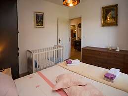 Holiday Home Velini Dvori