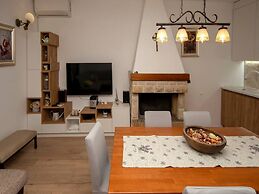 Holiday Home Velini Dvori