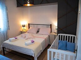 Holiday Home Velini Dvori