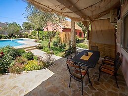 Holiday Home Velini Dvori