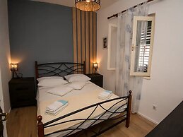 Holiday Home Velini Dvori