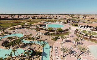 Club Cabana at Champion Gates Sleep 18