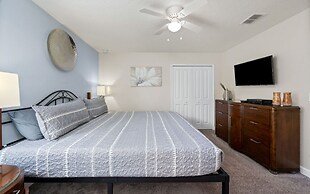 Club Cabana at Champion Gates Sleep 18