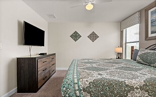 Club Cabana at Champion Gates Sleep 18