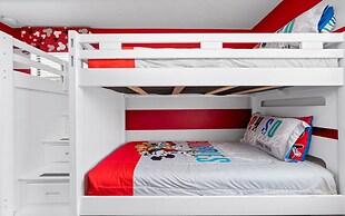 Club Cabana at Champion Gates Sleep 18