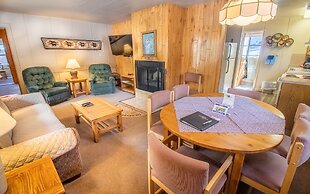 Castle Mountain Lodge