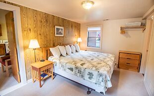 Castle Mountain Lodge
