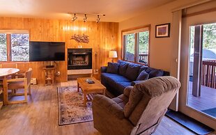 Castle Mountain Lodge