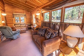 Castle Mountain Lodge