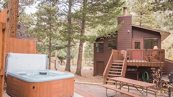 Castle Mountain Lodge