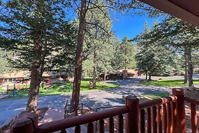 Castle Mountain Lodge