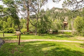 Castle Mountain Lodge