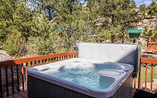 Castle Mountain Lodge
