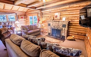 Castle Mountain Lodge