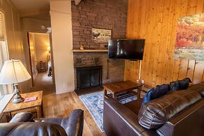 Castle Mountain Lodge