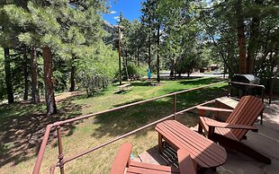 Castle Mountain Lodge