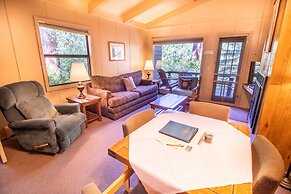 Castle Mountain Lodge